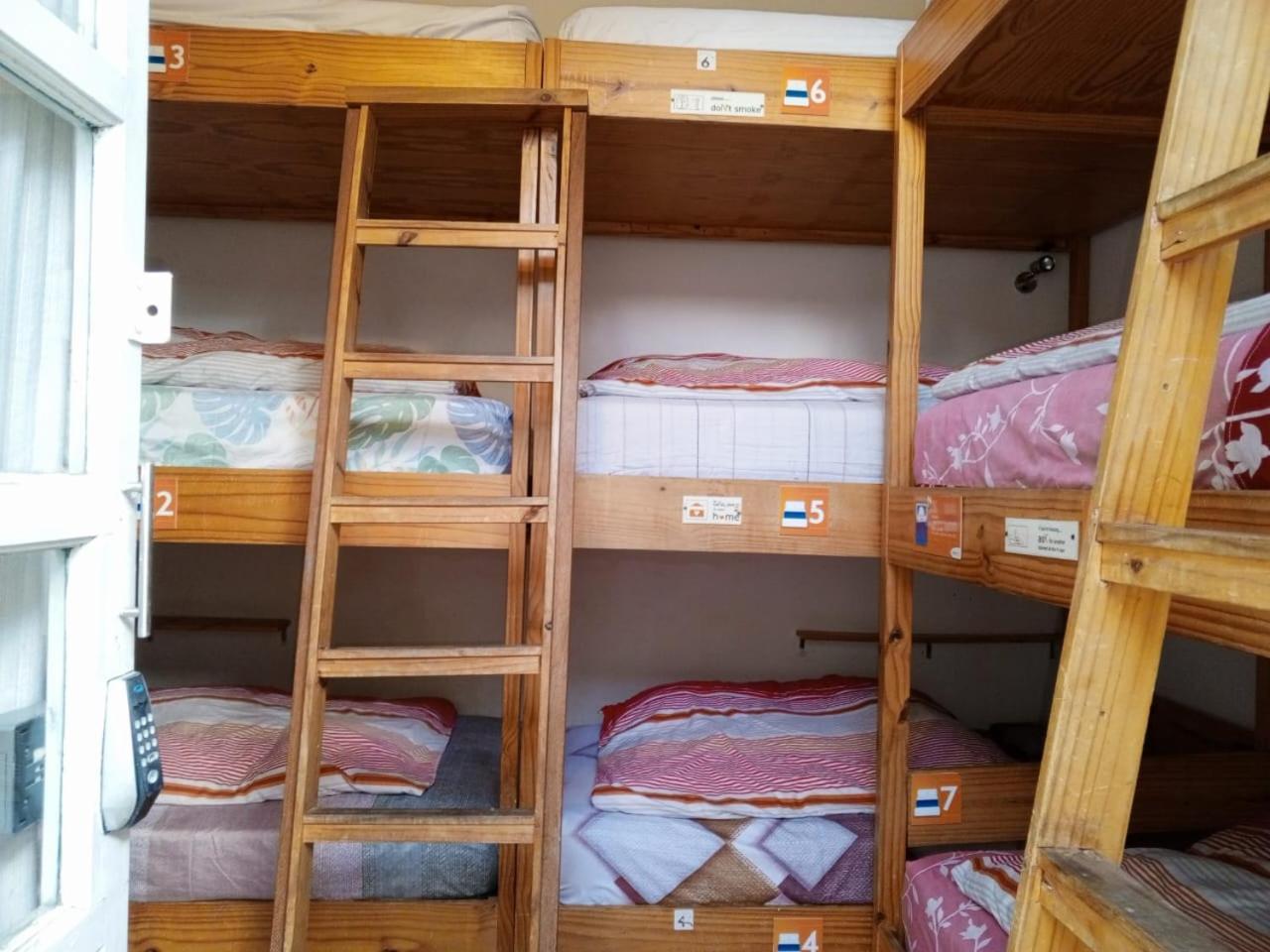 Atatau Hostel 拉巴斯 外观 照片